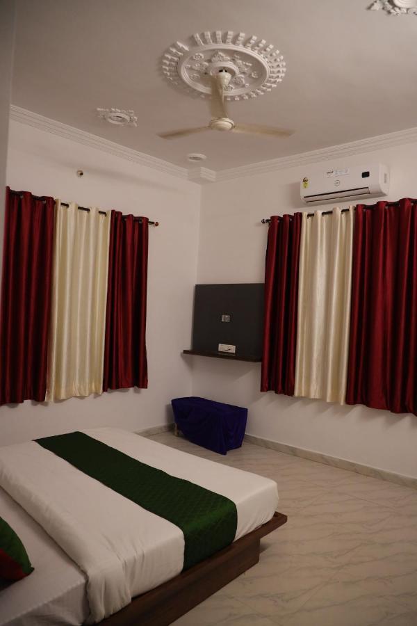 Winter Mountain Resort Pushkar Exterior foto